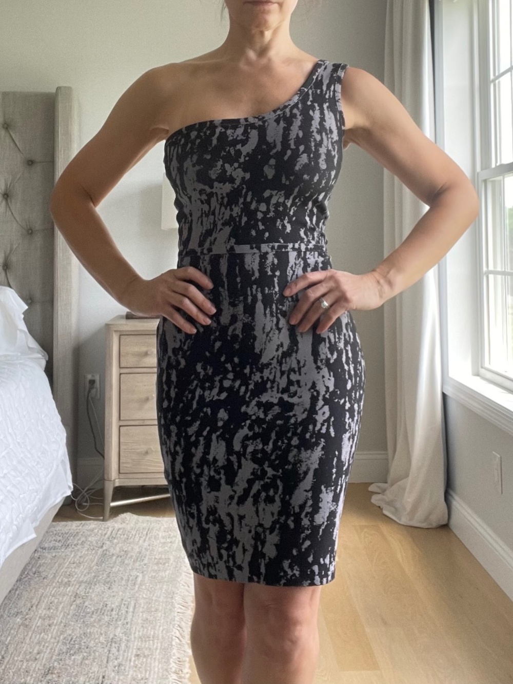 BCBGMAXAZRIA Black Gray One Shoulder Bandage Dress XS